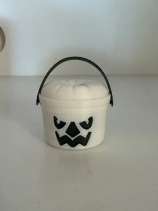 3D Spooky Straw Topper White - White