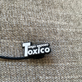 Tengo esposo tóxico straw topper