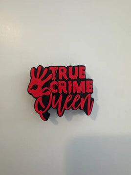 True Crime Queen Straw topper